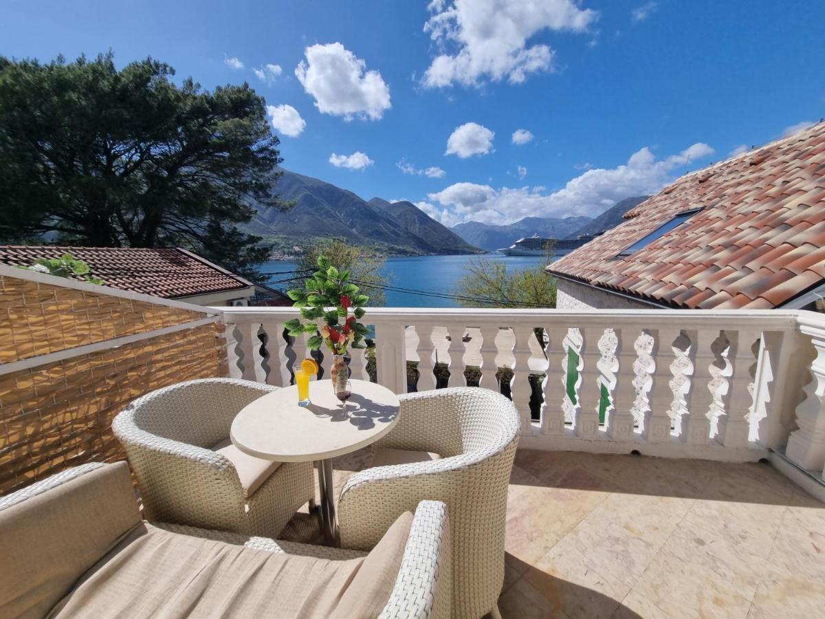Lovely Apartment Jovan 3,With A View Of The Bay And Free Wi-Fi Kotor Exteriér fotografie