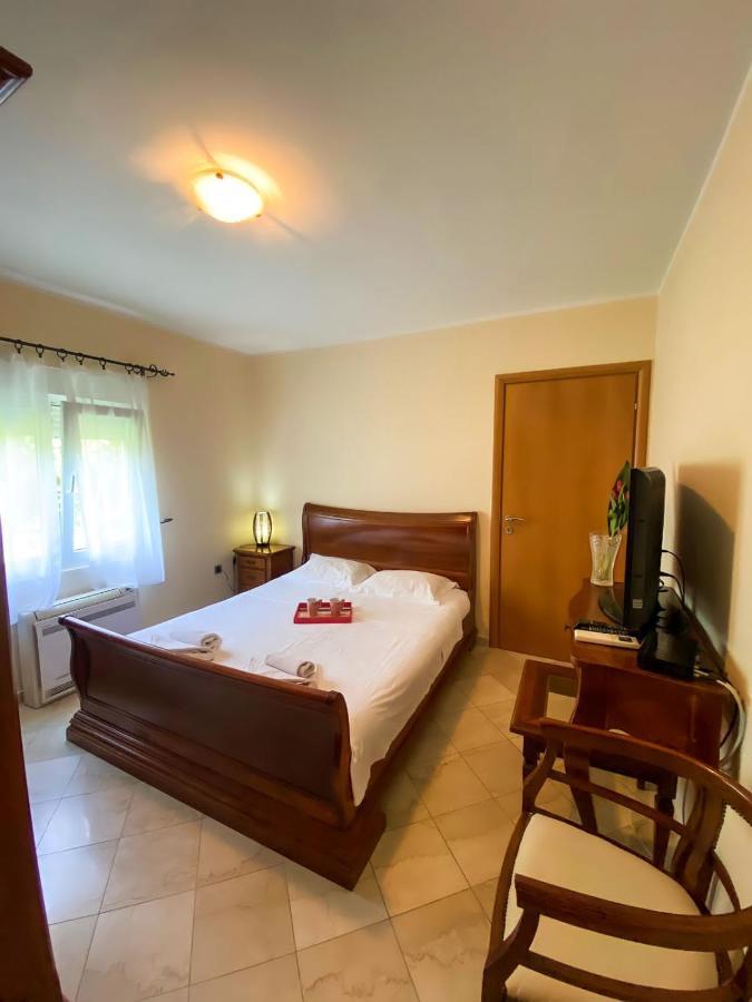 Lovely Apartment Jovan 3,With A View Of The Bay And Free Wi-Fi Kotor Exteriér fotografie