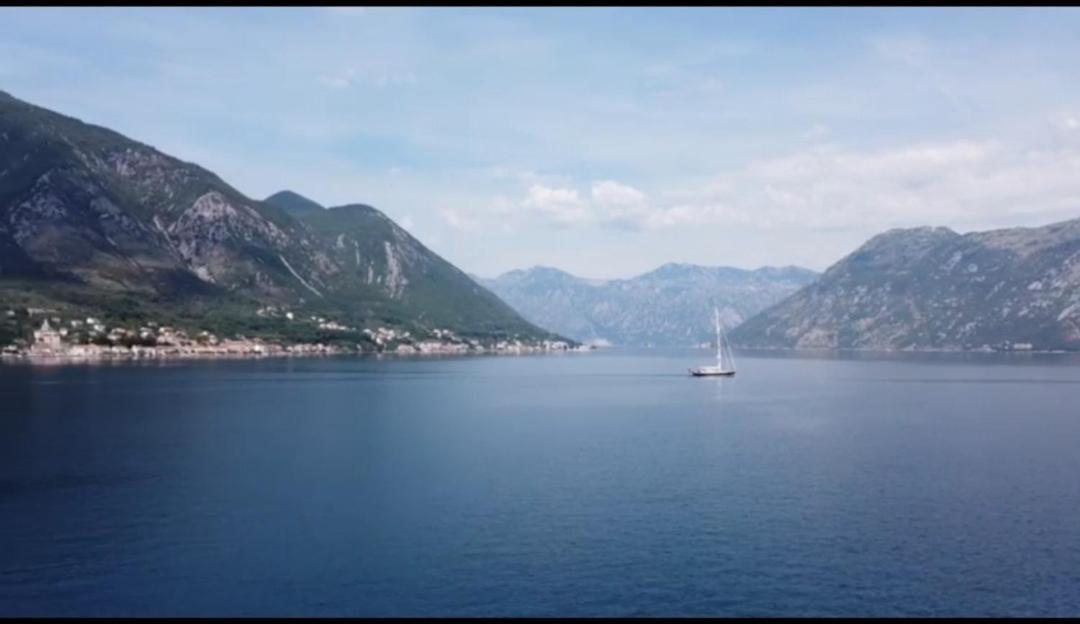 Lovely Apartment Jovan 3,With A View Of The Bay And Free Wi-Fi Kotor Exteriér fotografie